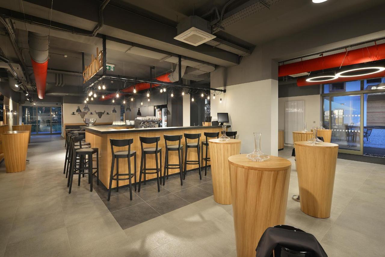 元素酒店 伏尔塔瓦河畔利普诺 外观 照片
